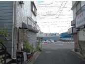 狭山市駅利用　２DK・一戸建ての前面道路含む現地写真