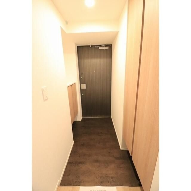 ミュプレ根岸の玄関