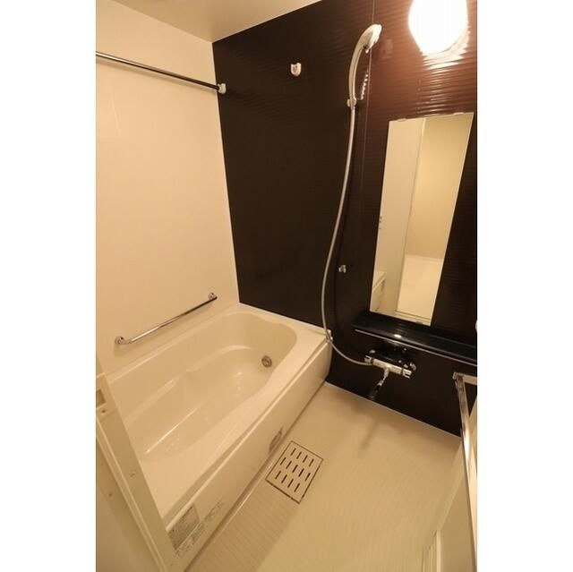 ミュプレ根岸の浴室