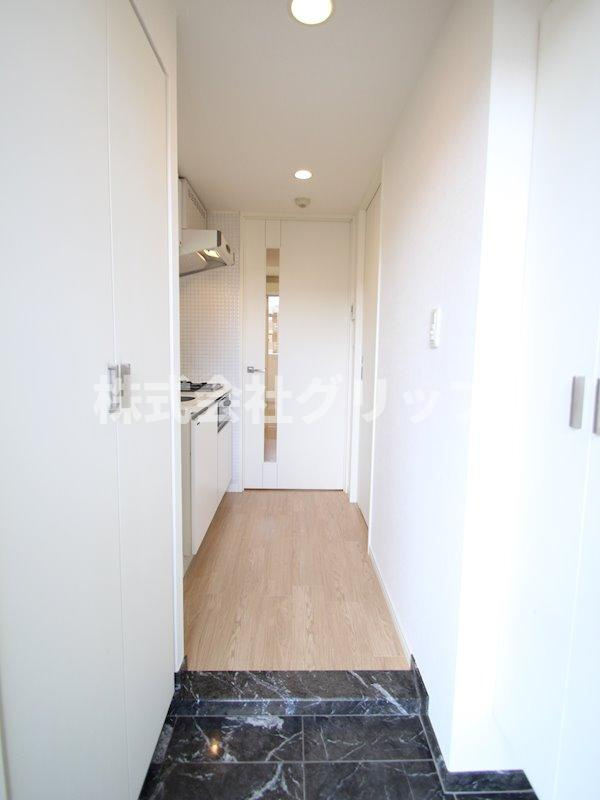 メインステージ横浜の玄関