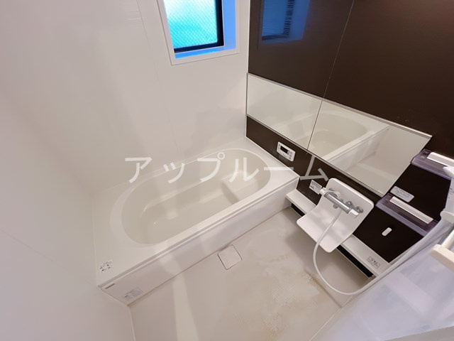 グリーンパーク井上 A棟の浴室