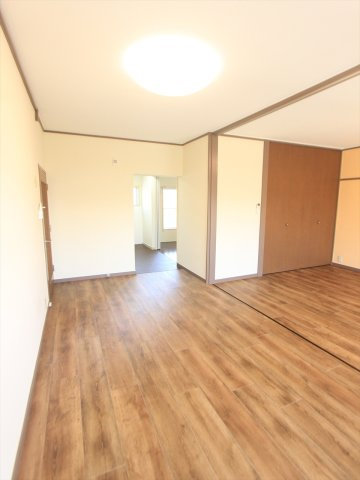 アイフィールド大泉　Ａ棟の居間・リビング