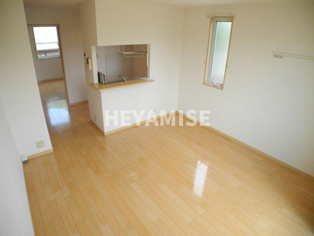 シャーメゾングリーン C棟の居間・リビング