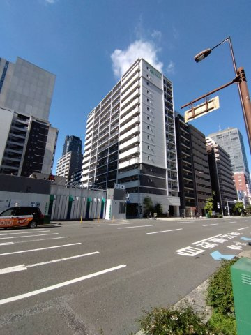 プランドール北浜の駐車場