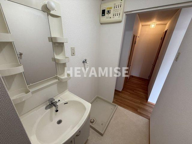 ソレールマツオの洗面所