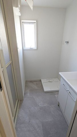 ナウハウス山本南の洗面所