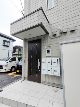 ビューノ笹塚のエントランス