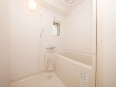 【浴室】 | オリエンタル南堀江 | ゆったり過ごせるお風呂です