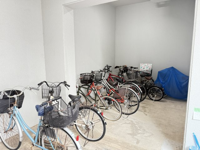 ワコーレ須磨本町の駐輪場