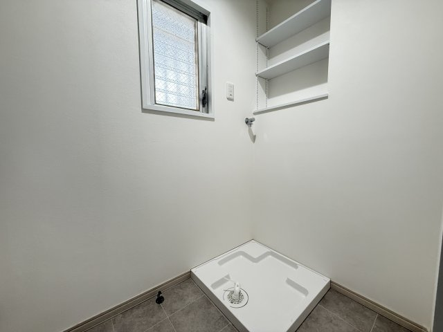 ワコーレ須磨本町のランドリースペース