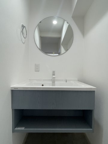 ワコーレ須磨本町の洗面所