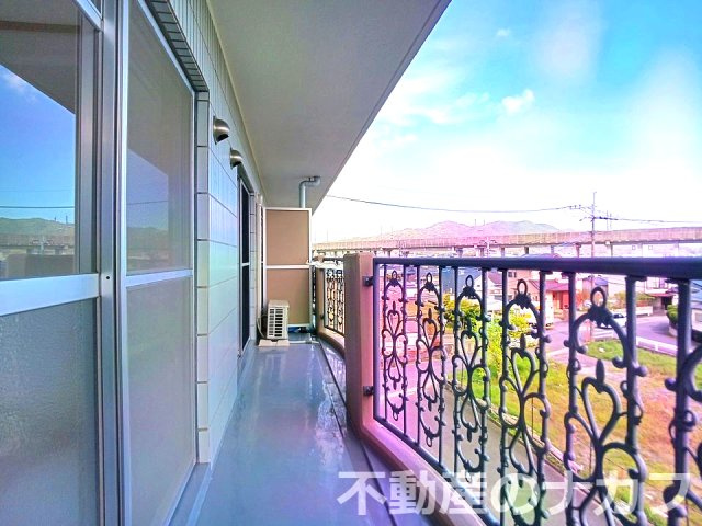 サンライズマンションの展望|※過去の室内写真のため現況と異なる場合があります