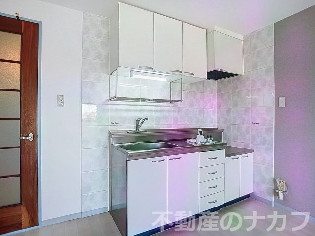 サンライズマンションのキッチン|※過去の室内写真のため現況と異なる場合があります