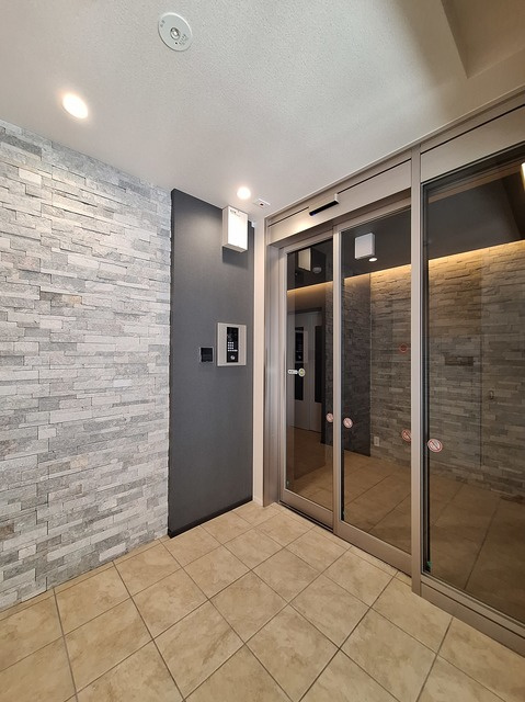 グランフォレのエントランス|★オートロック共用玄関★