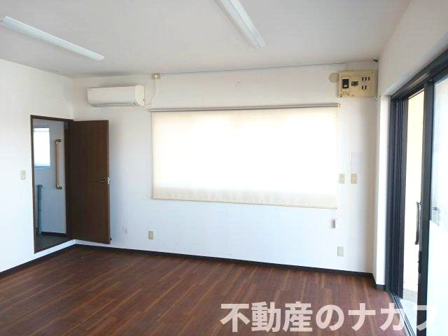 中山店舗の内装