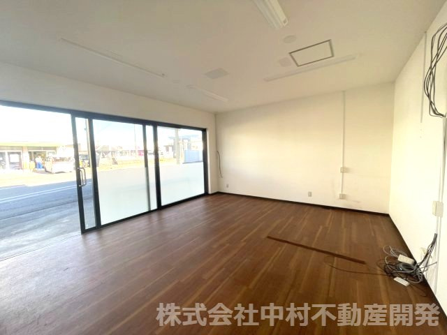 中山店舗の内装