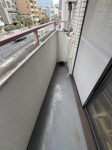 【バルコニー】