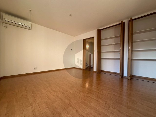 Y・Mコート長田の居間・リビング