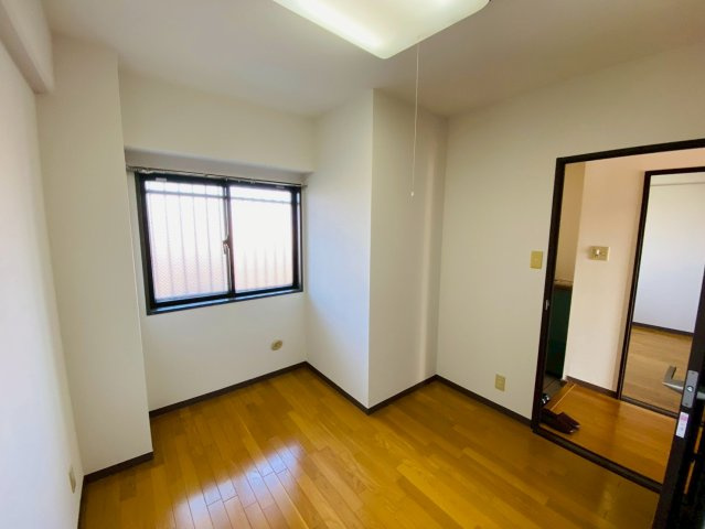 ライオンズマンション八街中央の洋室