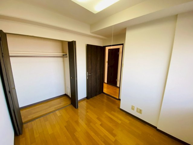 ライオンズマンション八街中央の洋室