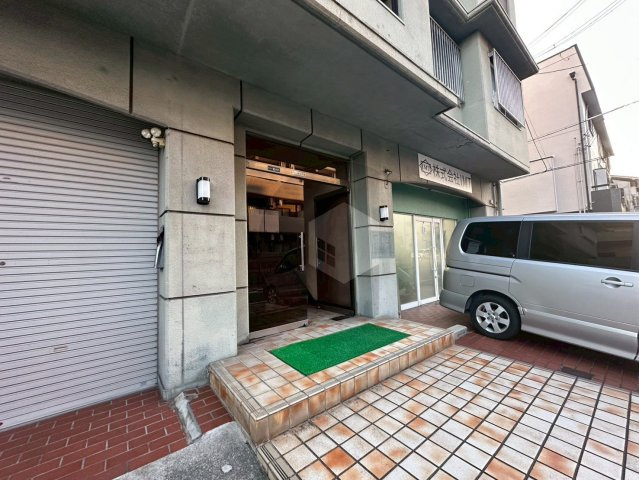 ヴェール上小阪のエントランス