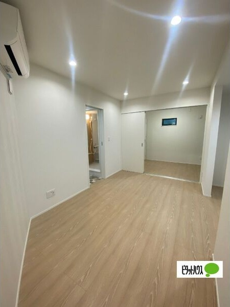 Cherim清水(シェリムシミズ)の居間・リビング