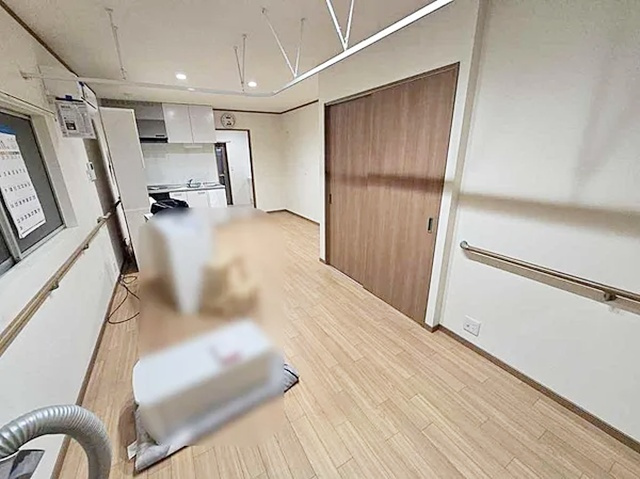 【居間・リビング】 | 山科区東野南井ノ上町　中古戸建