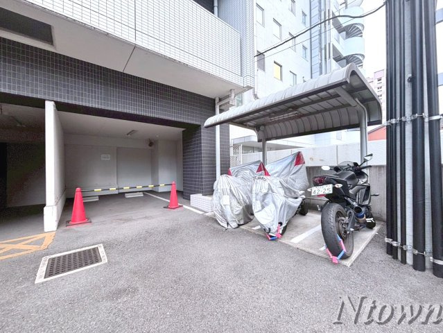 【駐車場】 | エステムコート名古屋栄デュアルレジェンド | カースペースがあります