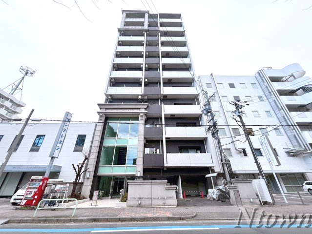 【外観】 | エステムコート名古屋栄デュアルレジェンド | 外観は落ち着いています