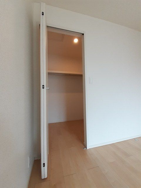 オリーブ　タウンⅡの収納