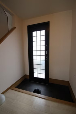 【玄関】 | メゾネット