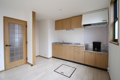 【キッチン】 | メゾネット