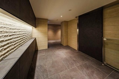 【エントランス】 | ミリアレジデンス根岸柳通り | 落ち着いたエントランスです