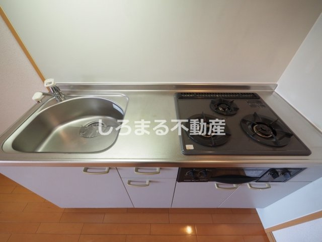 ＯＮＥ　ＲＯＯＦ　ＦＬＡＴ　ＴＥＮＪＩＮＢＡＳＨＩのキッチン