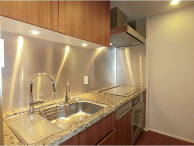 【キッチン】 | ブランズ四番町 | キッチンでお料理をお楽しみください