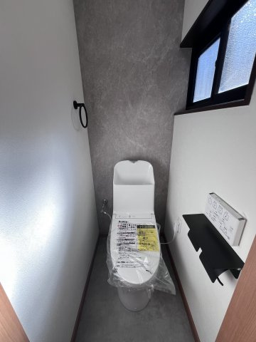 加納8丁目中古戸建のトイレ|■2階新品のトイレ♪