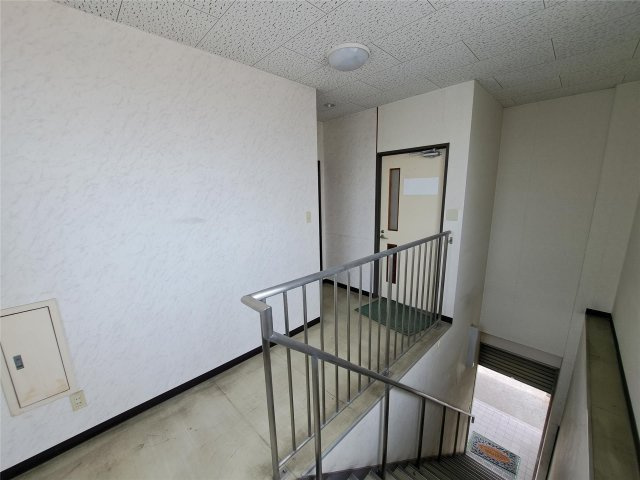 アイビルのエントランス