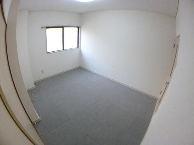 クロイツエルハウゼン六甲の洋室