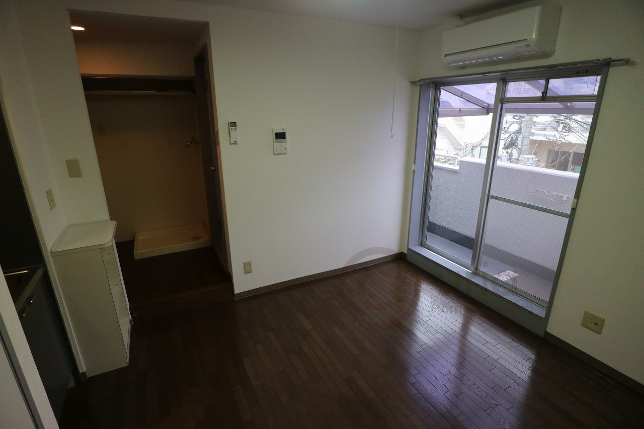 フォーラム王子公園の洋室