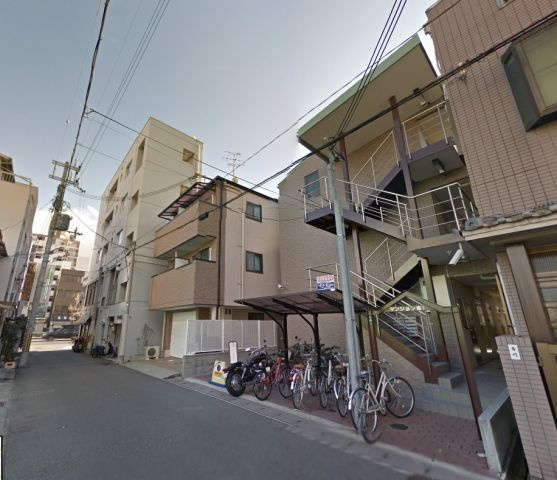 マンション吉田の外観