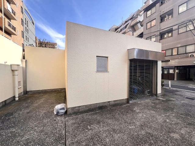 【外観】 | 成増ローヤルコーポ　（成増店） | 駅からの道のりに生活施設が充実