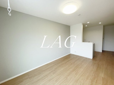 【居間・リビング】 | ルピナス東門前 | 洋室のお部屋です。（同仕様です。）