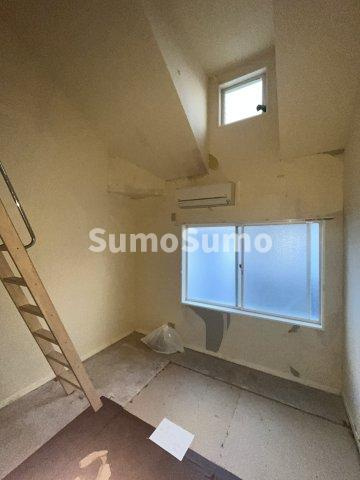 ヴィラ・スリースター尼崎の洋室