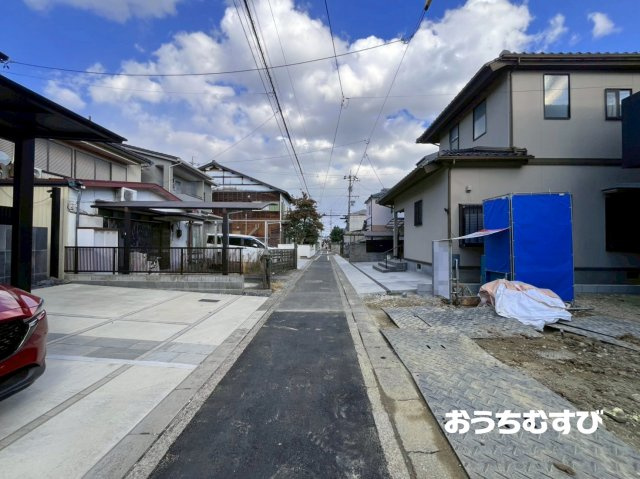守山区小幡2期(全4棟)の前面道路含む現地写真