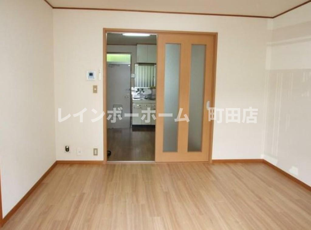 メゾネット泉※初期費用分割あと払いサービス利用可能物件の居間・リビング