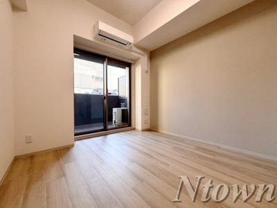 【居間・リビング】 | プレサンス　ジェネ　上前津 | こちらの居間で趣味の時間をお楽しみください