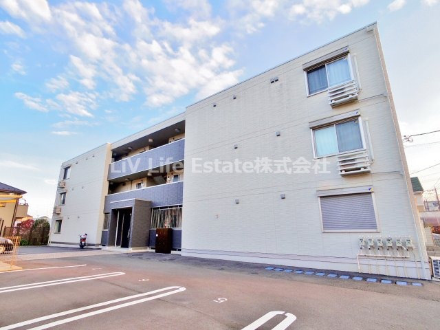 ティルタ　アユ