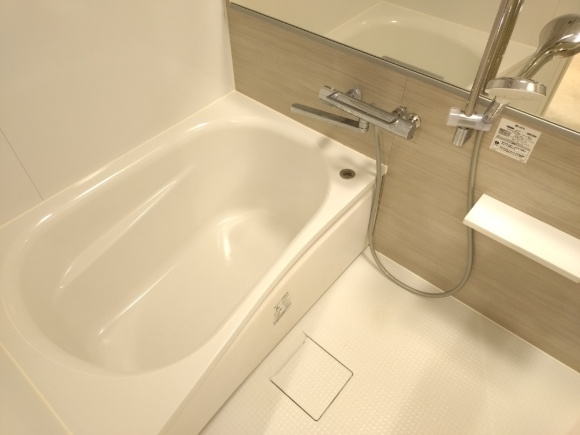 夙川台サンハイツA棟の浴室