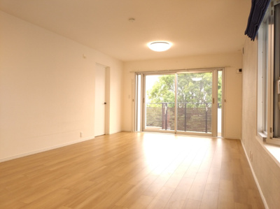 【居間・リビング】 | 夙川台サンハイツA棟