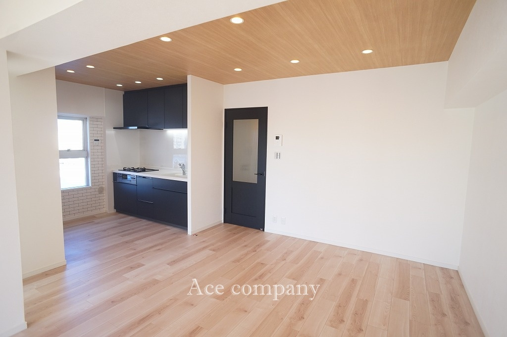 【居間・リビング】の画像